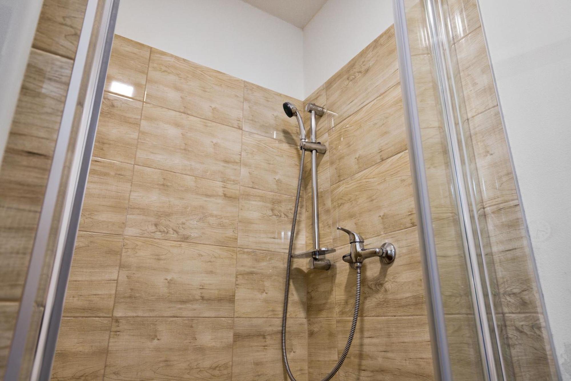 Apartmany דצ'ין מראה חיצוני תמונה