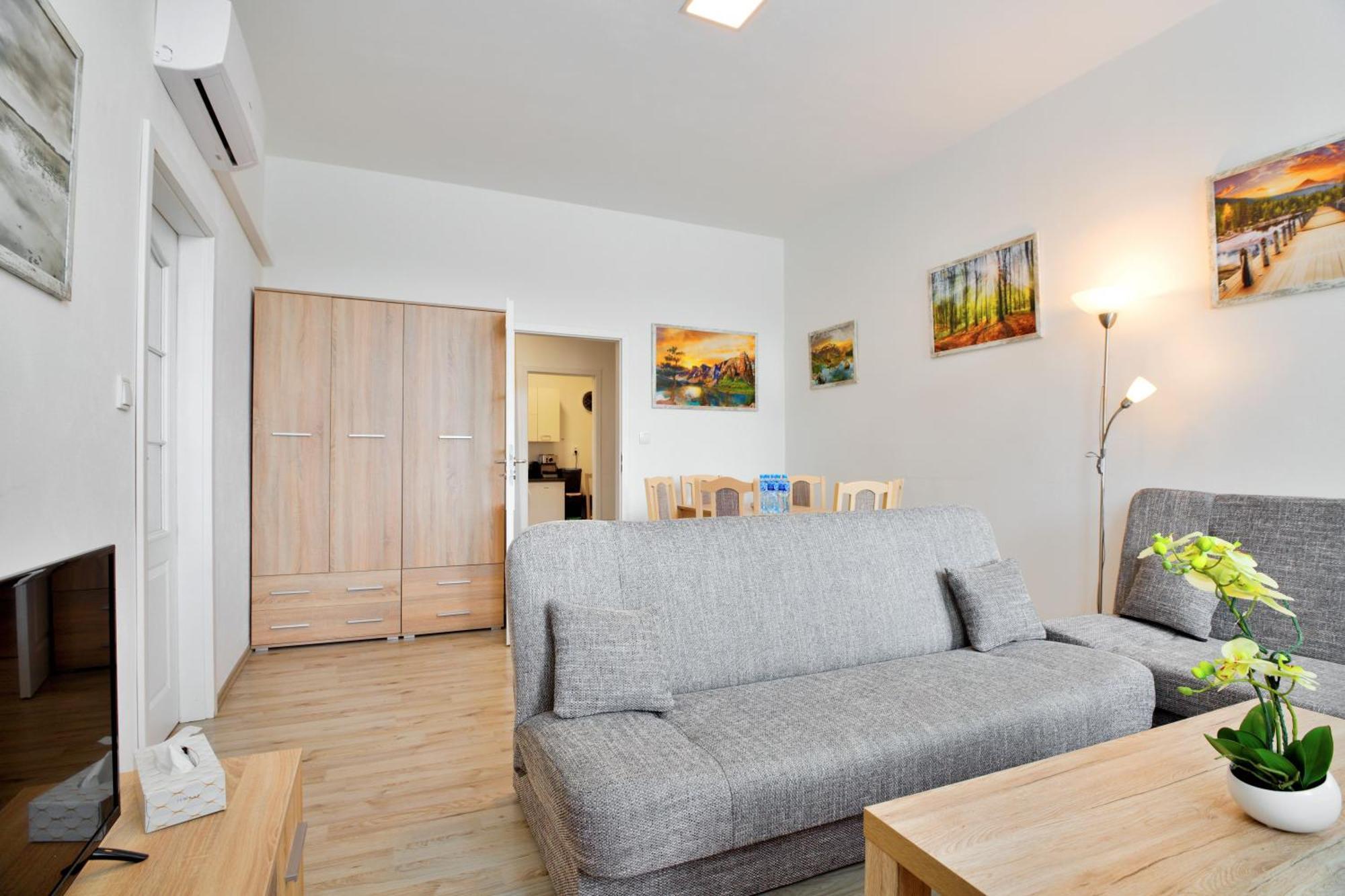 Apartmany דצ'ין מראה חיצוני תמונה