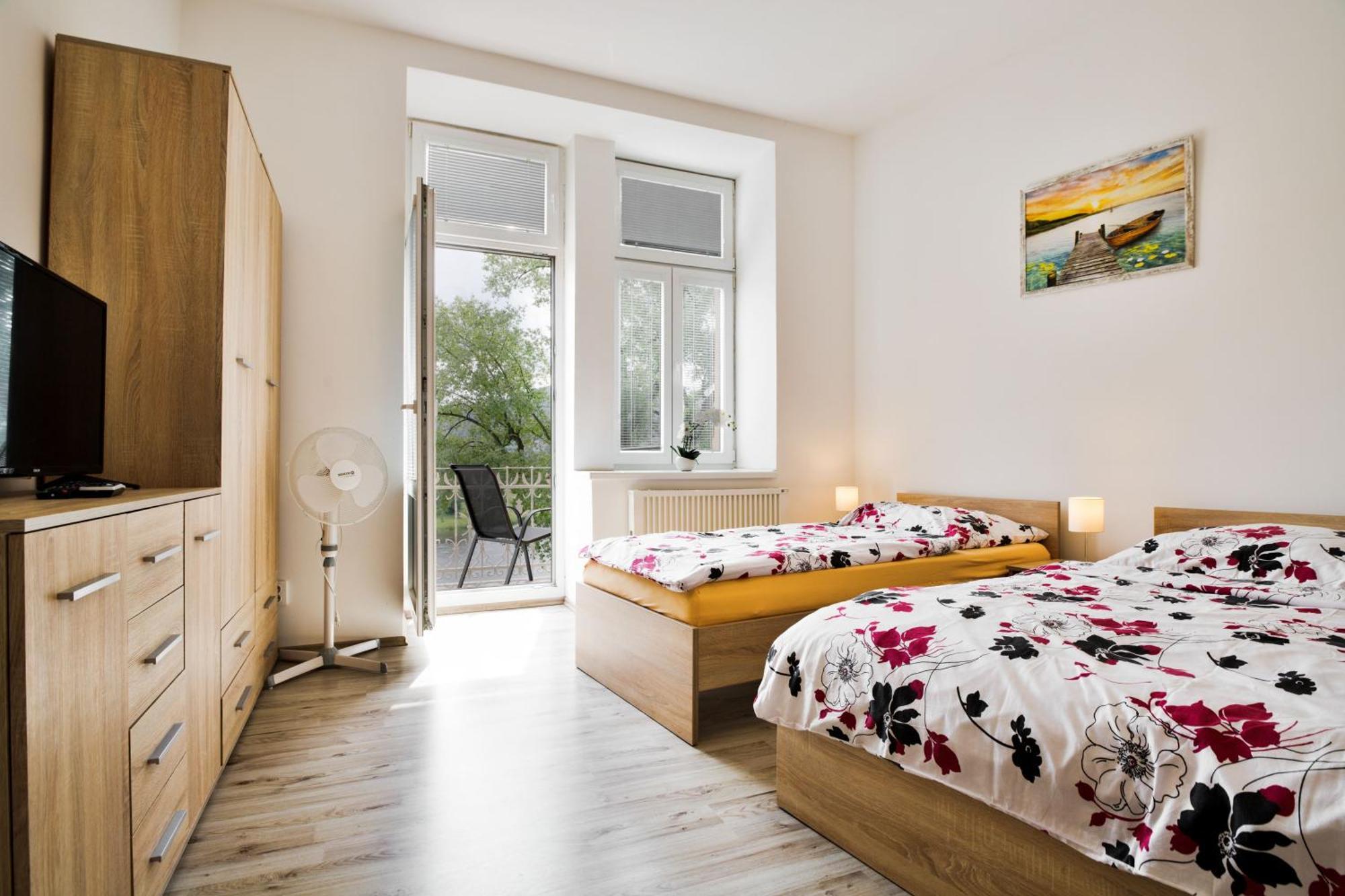 Apartmany דצ'ין מראה חיצוני תמונה
