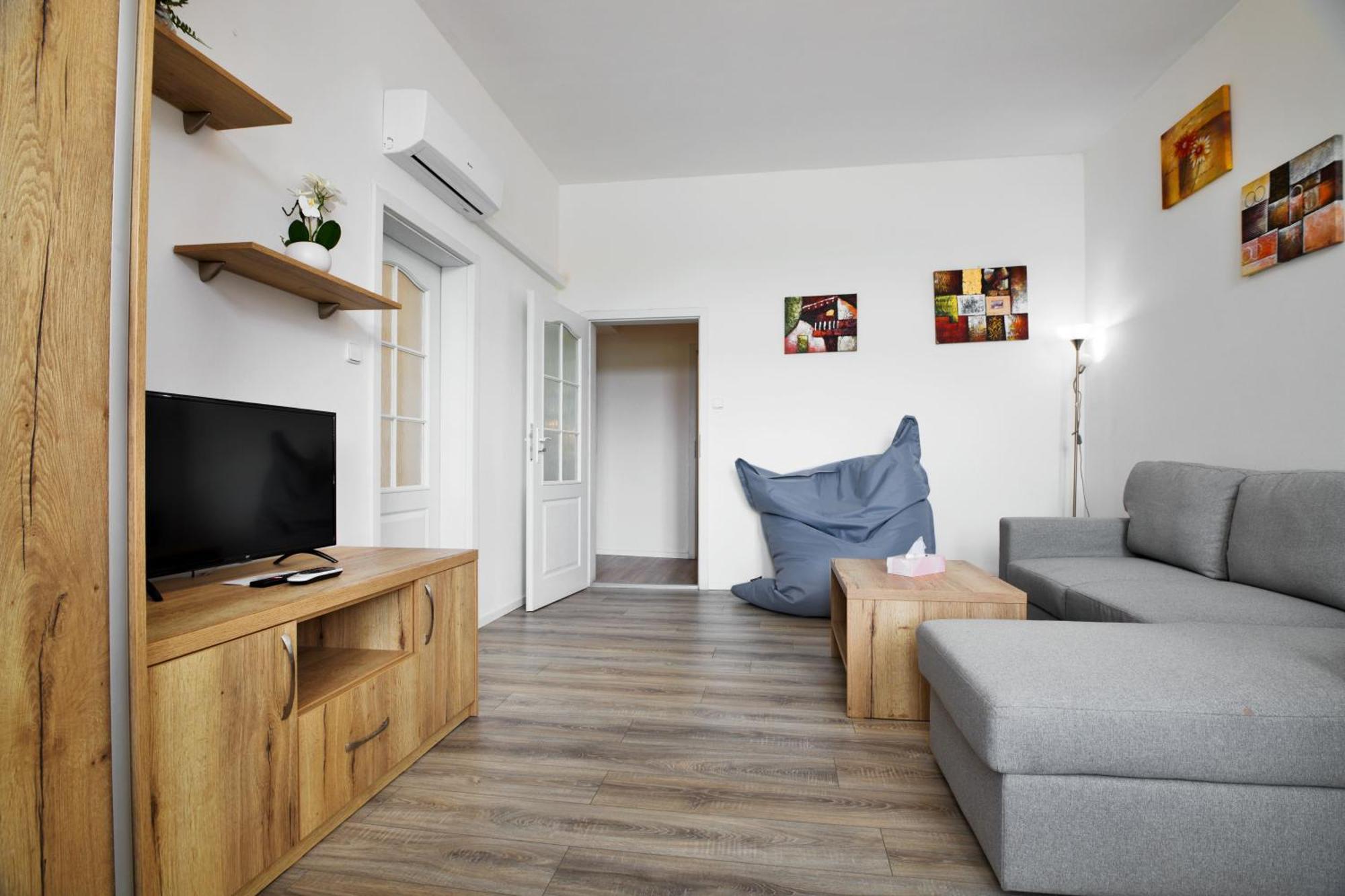 Apartmany דצ'ין מראה חיצוני תמונה